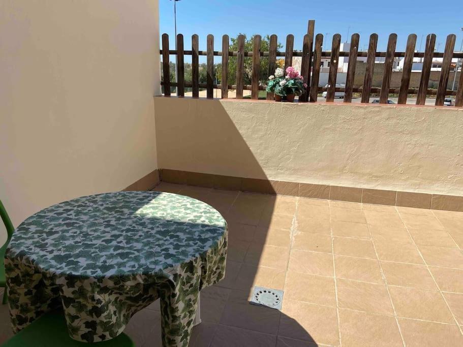 Atico Santa Lucia Terraza Y Parking Gratuitos Apartman Alcalá de Guadaira Kültér fotó