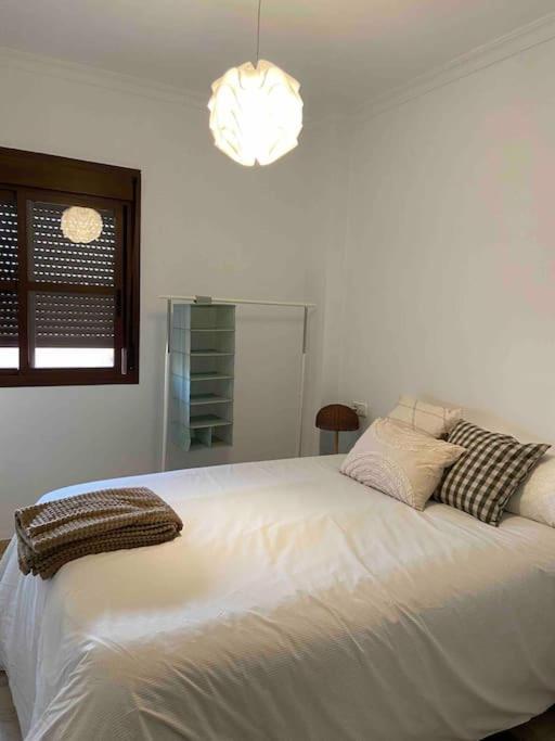 Atico Santa Lucia Terraza Y Parking Gratuitos Apartman Alcalá de Guadaira Kültér fotó