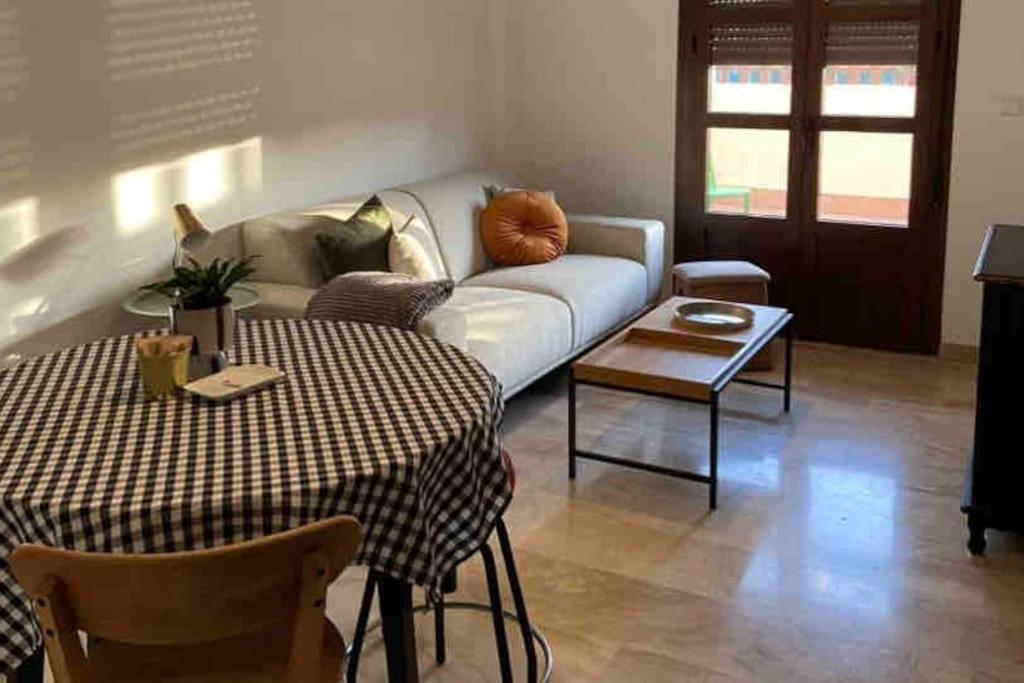Atico Santa Lucia Terraza Y Parking Gratuitos Apartman Alcalá de Guadaira Kültér fotó